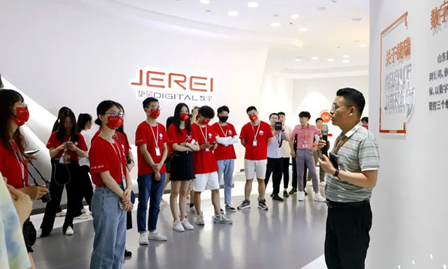 Peking University's “Power to Do Program” Participants Visit Jerei for Graduate Student Summer Practical Activities